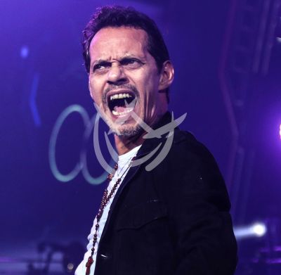 Marc Anthony no olvida a damnificados del huracán María