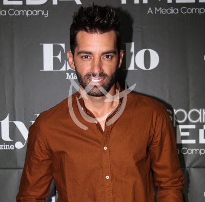 Toni Costa le ocultó a su papá que era bailarín