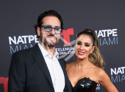 Miguel Varoni celebra su amor de plata con Catherine Siachoque