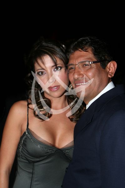 Juan Osorio y prometida