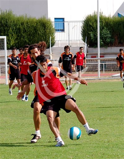 Carlos Vela entrenando