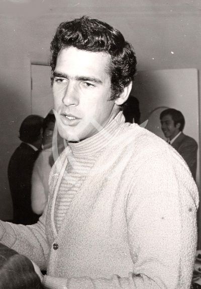 Andrés García, 1975
