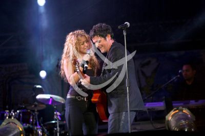 Shakira y Sanz ¡ALAS altruistas!