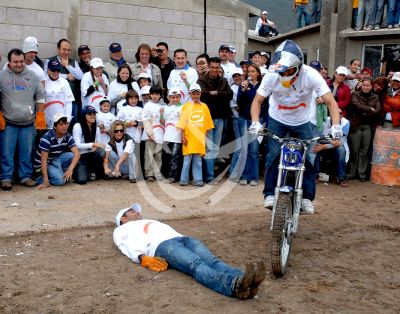 Montero también chambea