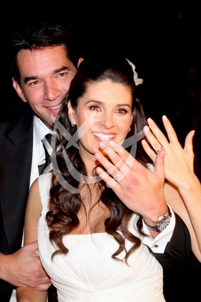 Eduardo Santamarina y Mayrín Villanueva boda