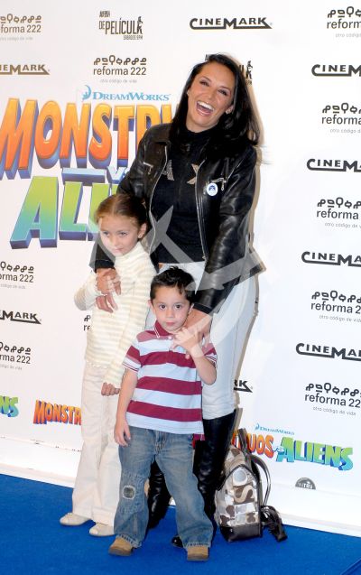 Mayra Rojas e hijos