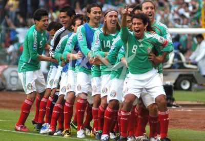 México vence a Costa Rica