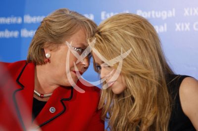 Shakira con Michelle Bachelet