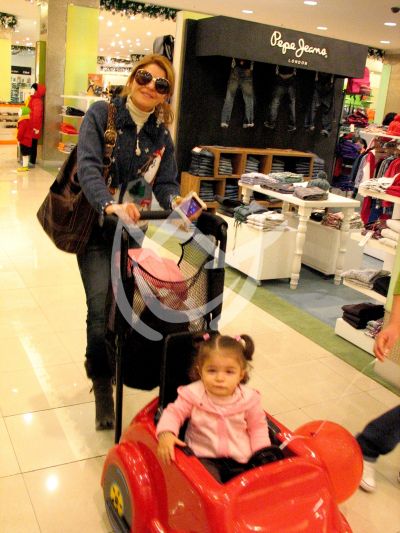 Itatí e hija ¡shopping!