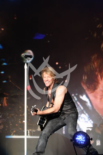 Bon Jovi reúne a 50000 personas