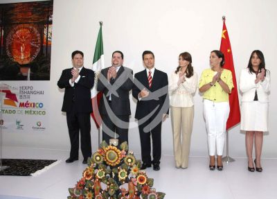 Angélica y Peña en Shangai