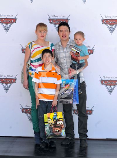 Armando Hernández y familia