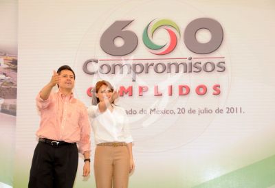 Angélica y Peña compromiso 600