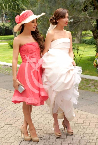 Marimar y Adriana de boda