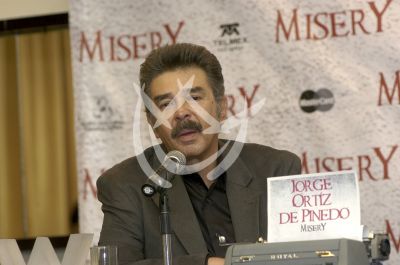 Jorge Ortíz de Pinedo con Misery