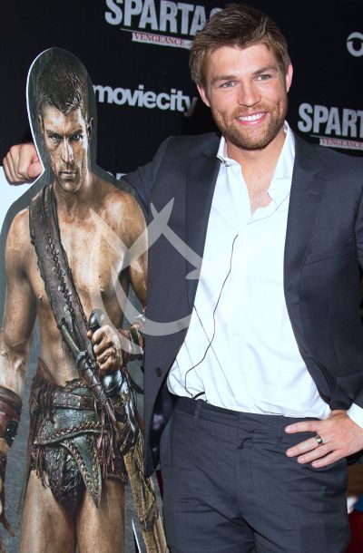 Liam McIntyre en Mx