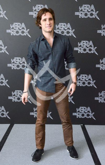 Diego Boneta Rocks!