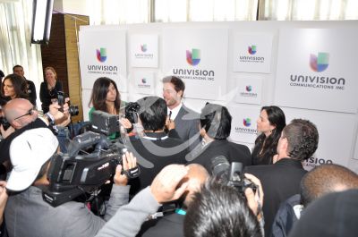 William con Univision
