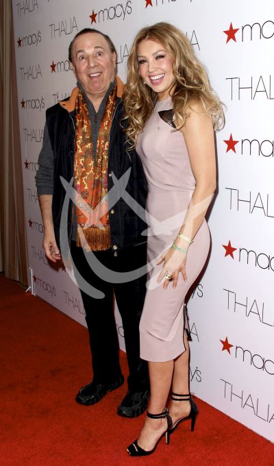 Thalía y Tommy con Macys