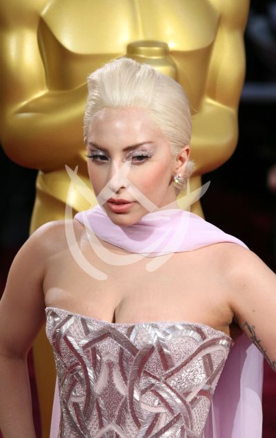 Lady Gaga con Oscar