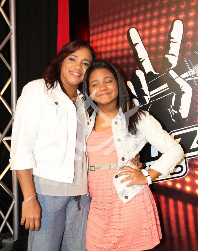 Amanda Mena y su mamá