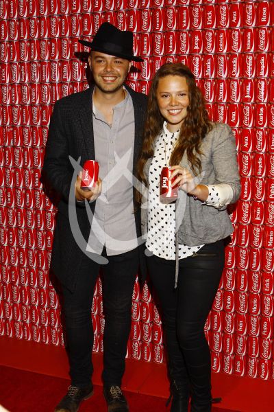 Jesse y Joy comparten Coca Cola