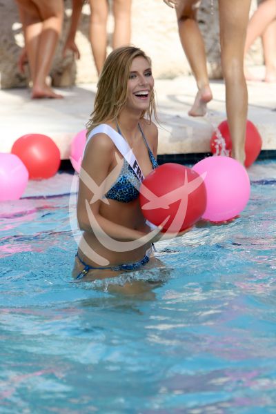 Miss France en bikini