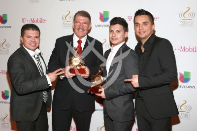 La Arrolladora con su PLN