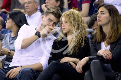 Shakira y Piqué en el basket