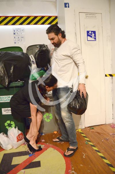 Mauricio y Paloma con La Basura