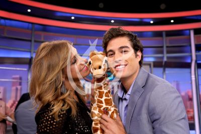 Lili y Danilo y la jirafa
