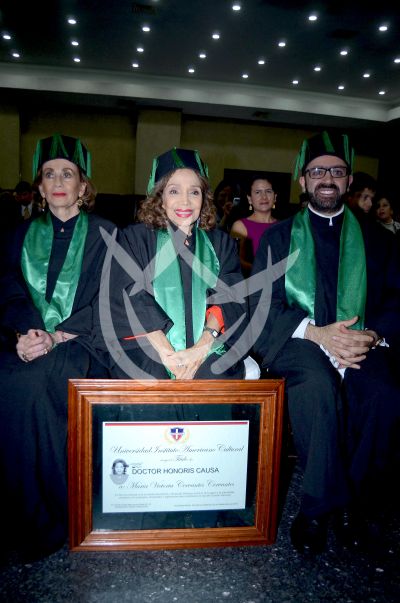 María Victoria es Doctora Honoris Causa