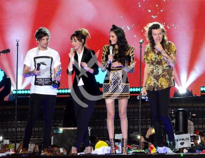 One Direction y más con Premios Telehit