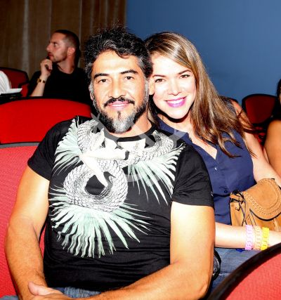 Gabriel Porras y novia