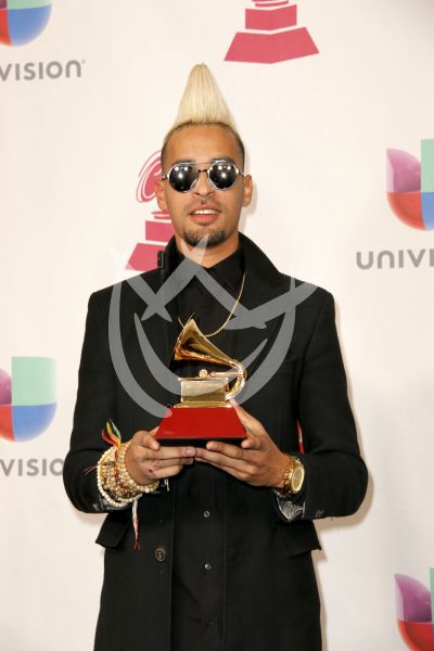Motiff gana Latin Grammy