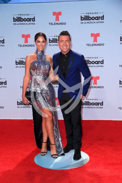 Jorge y Karla en Billboard 