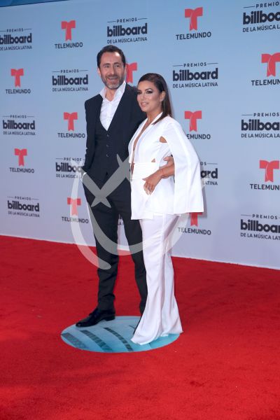 Eva Longoria y Demián Bichir en Billboard