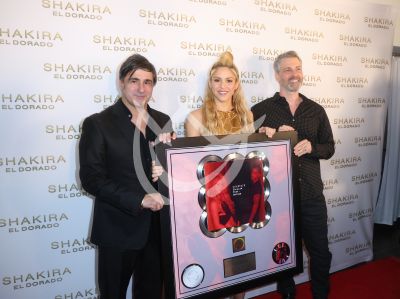 Shakira celebra Chantaje