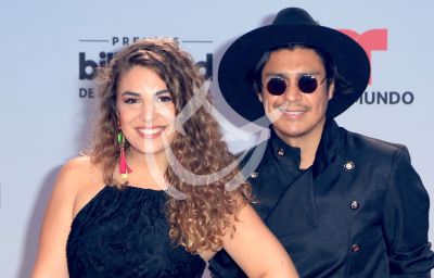 Periko y Jessi León en Billboard