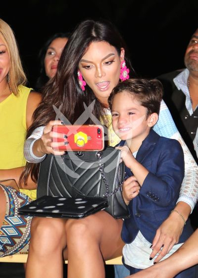 Zuleyka Rivera e hijo ¡selfies!