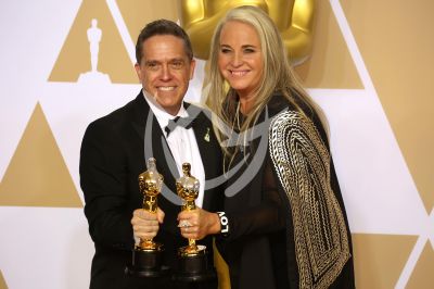  Lee Unkrich y Darla K. Anderson ganan el Oscar