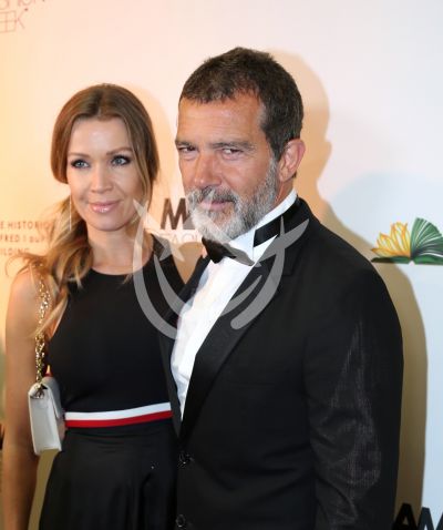 Antonio Banderas y novia Nicole en Miami Fashion Week