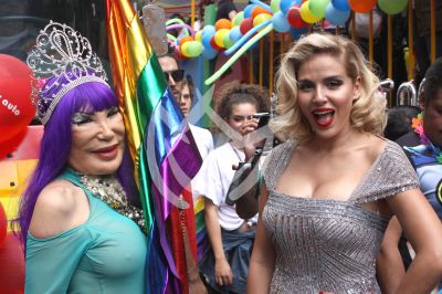 Lin May y Malillany Marín en Marcha gay