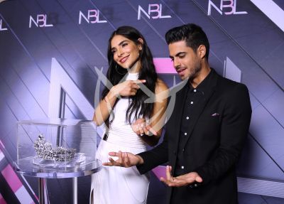 Alejandra Espinoza y Roberto Hernández de estreno NBL