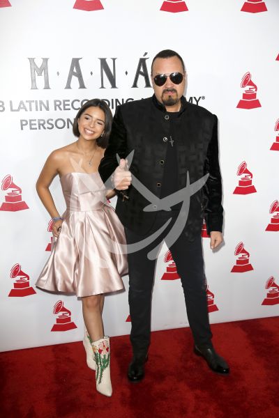 Pepe Aguilar e hija Angela Aguilar en LG