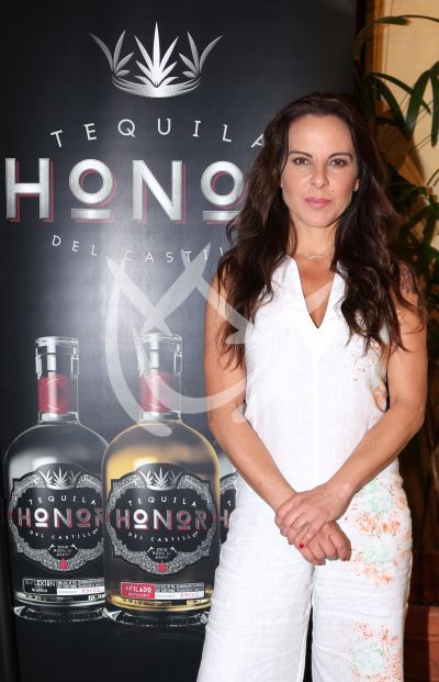 Kate del Castillo pasará Navidad en Mx ¡más Tequila!