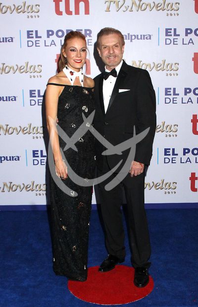 Alejandro y Daniela en Premios TvyNovelas