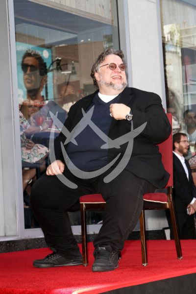 Guillermo del Toro tiene su Estrella en Hollywood