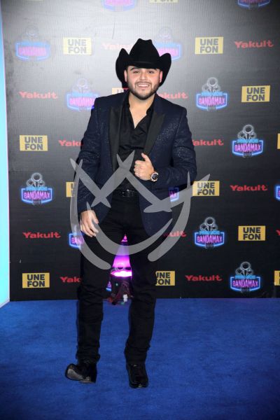 Gerardo Ortiz en Premios Bandamax