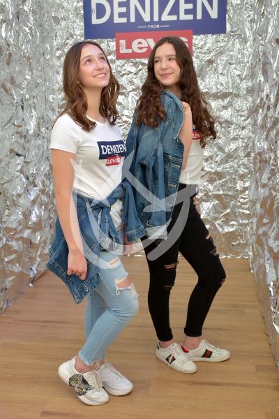 Mia y Nina Rubín a la moda para el 2020